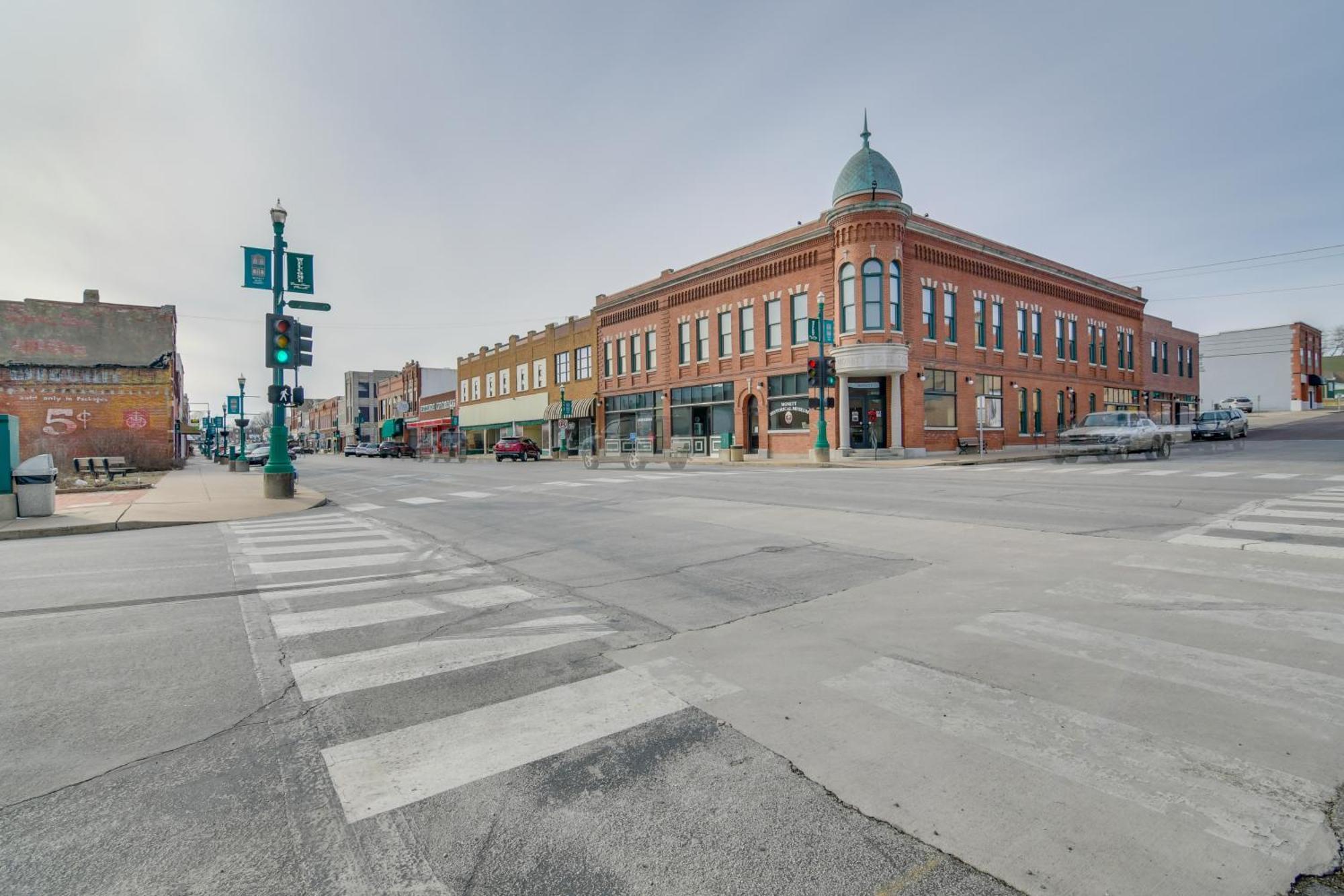 Dtwn Loft In The Heart Of Monett Pets Welcome! Extérieur photo